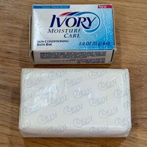 Vintage 1996 Ivory Moisture Care Skin Conditioning Bath Bar Soap 2.0 oz‎ Sample